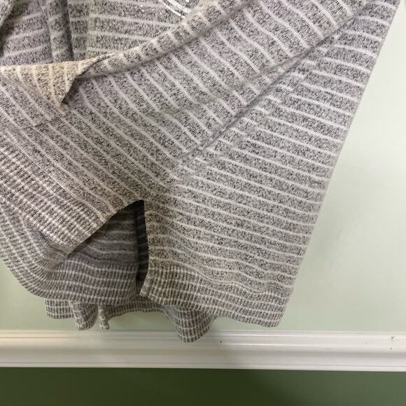 Liquid Energy Cape Cod MA  Hoodie Sweatshirt Striped Pullover Gray L‎ Beach - Picture 7 of 12
